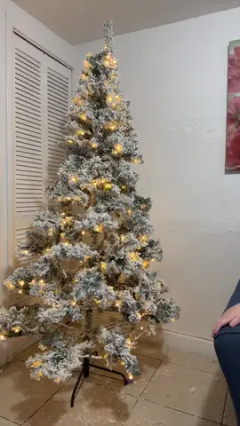 Árbol de navidad para decoración. #arboldenavidad#decoracionnavideña#tiktokshop 