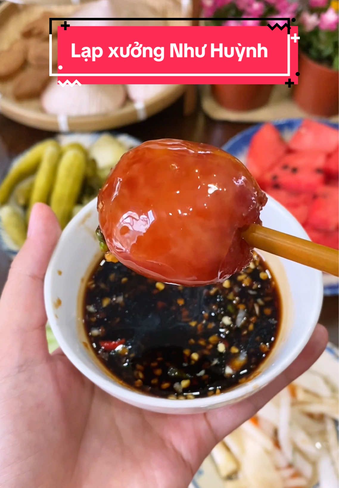 Lạp xưởng tươi hồ lô bên shop Như Huỳnh này căng tròn, mềm, thơm, nhiều nạc ít mỡ, ăn cùng cơm nóng, đồ chua thì ngon hết sảy luôn nghen! #nhunguyen28 #foodreview #lapxuong #lapxuongnhuhuynh #ancungtiktok 