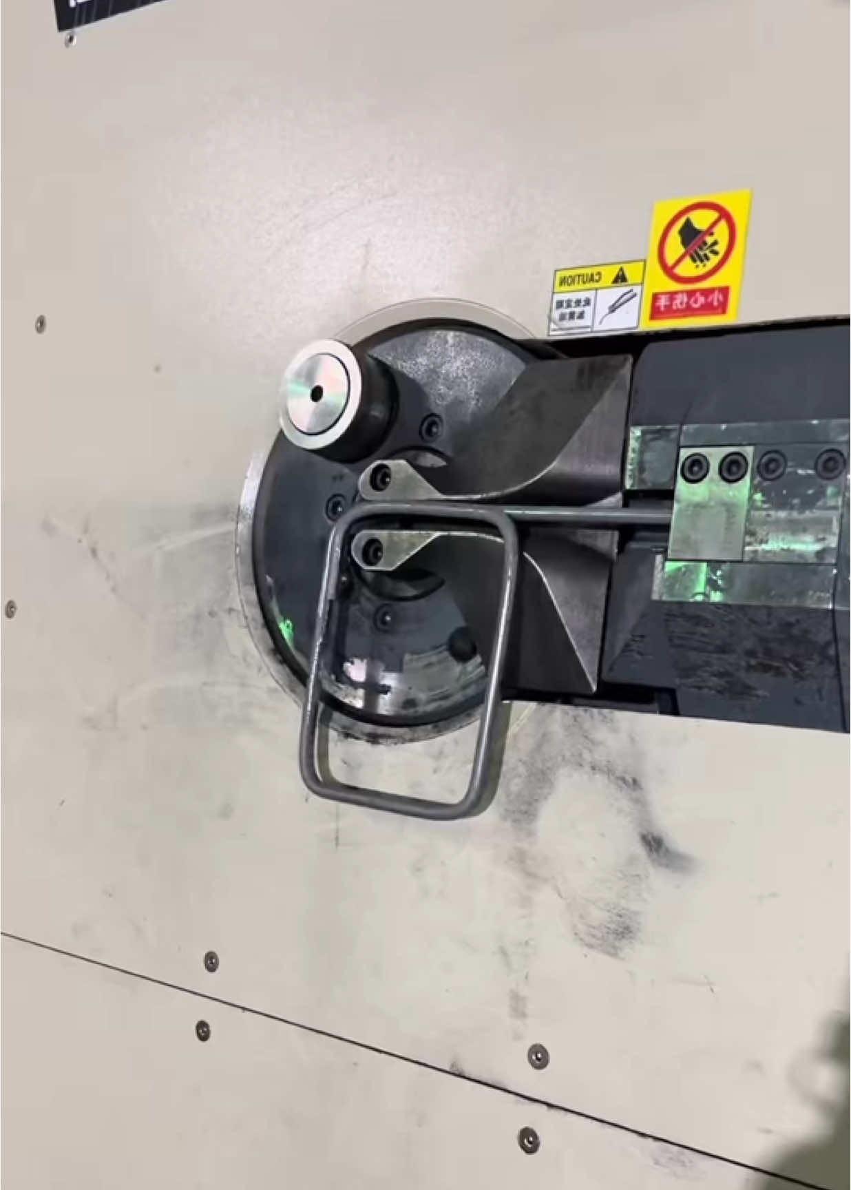 Stirrup bender #rebarbender #stirrupbender #stirrupbendingmachine #rebarbendingmachine #tiktok 