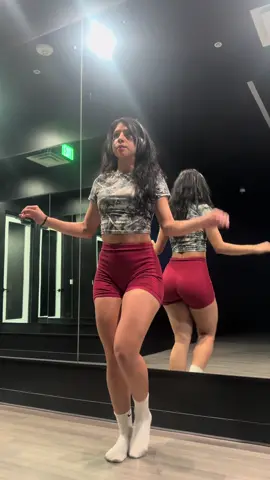 Baile bachata styling ✨ #bachata#baile#OOTD#freestyle#paratiiiiiiiiiiiiiiiiiiiiiiiiiiiiiii 