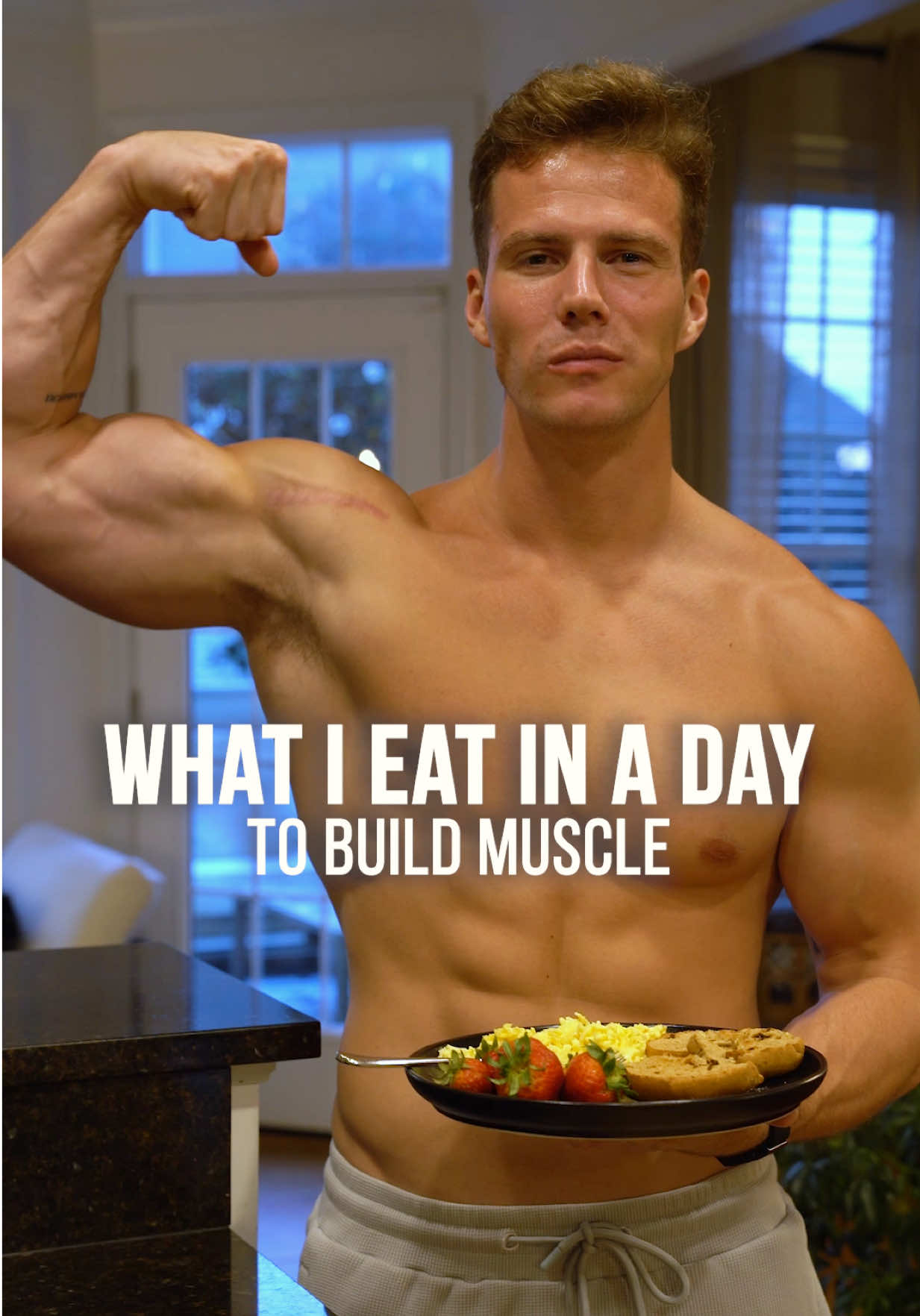 What I eat in a day to build muscle @Cal AI to easily track my protein 🥚Breakfast - 3 whole eggs, 1 chocolate chip bagel, strawberries 🥤Morning Shake - 1 scoop @MuscleTech whey protein, banana, 1 top almond butter, 1 cup spinach, ice + water 🌯Lunch - 150g tuna, light mayo, parmesan, bell pepper, cucumber, high-fiber wrap 🍫Snack 1 - David Protein Bar (Cake Batter, 28g protein) 🍗Dinner - 6oz chicken breast, baked sweet potato, broccolini 🥣Snack 2 - Catalina Crunch cinnamon protein cereal 222g protein | 2,467 calories Use code DEAN to try it for yourself #protein #mealprep #healthyfood #muscle 