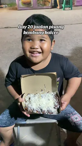 Pisang kembung kalcer cemilan semua kalangan ya gess👍😋 #usahakecilkecilan #pengusahamuda #aamiin #pisangkembung #fyp #4u #perintisbukanpewaris #makananviral #soundviral #tranding #masukberanda 