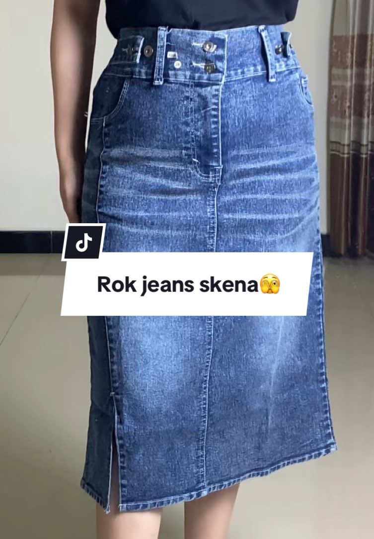 Real pict bgtttt😩👌 #fyp #OOTD #rokjeans 