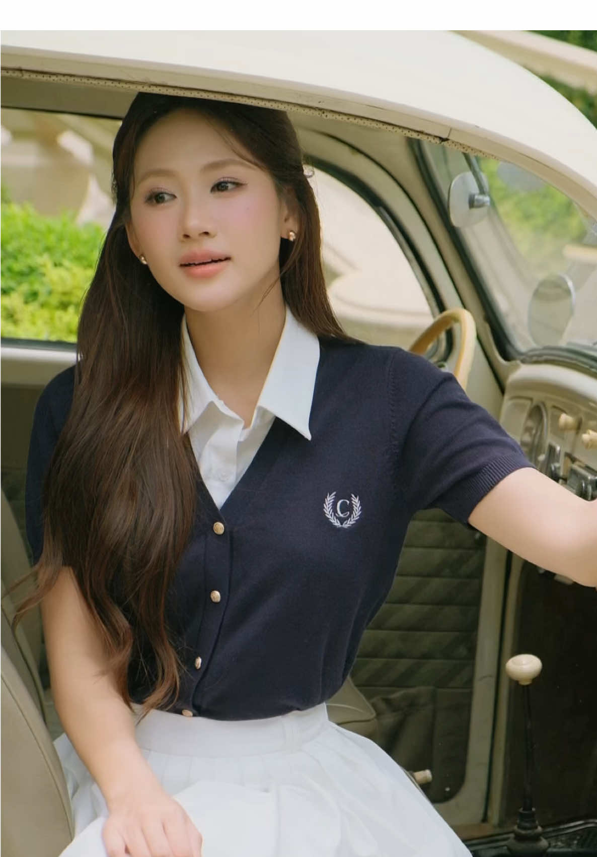 Set đồ áo dệt kim mix chân váy dài được chị em công sở, giáo viên hỏi nhiều trong tuần qua. Số lượng còn rất ít #calie #congso #SimplyPretty 