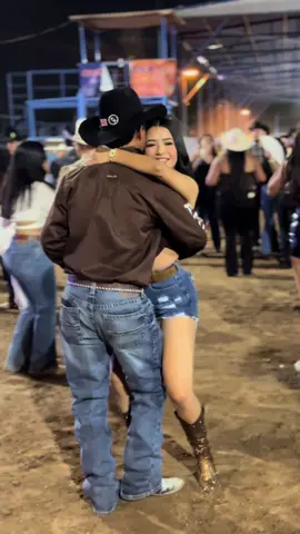 ♠️,,,,,,, ##baile#foryuo #fyp#odgchh #aguascalientes #mexico #envivo #eso #contenido #musica#viejitasperobonitascanciones #videoviral#videoviralemerarios #satevo #paratii #odgch #paratiiiii 