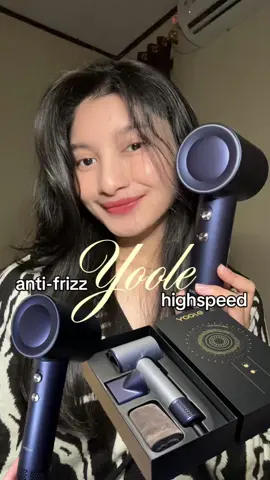 hairdryer highspeed yang bisa ngeringin cm semenit aja dan ga bikin ngembang!!!! siapa yg gasuka ngeringin krn ngembang? #ModalKontenDoang #YooleID #YooleHairDryer #Yoole #YooleHighSpeed @Yoole Indonesia 