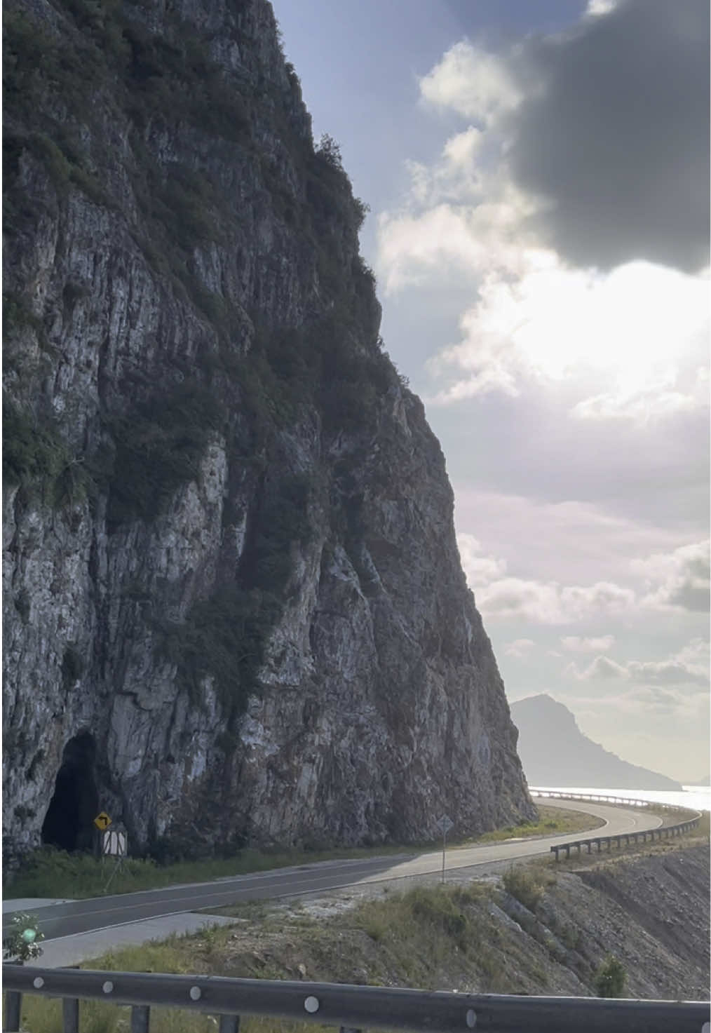 Ternyata aku butuh 1,5 tahun untuk mencintai Pulau Natuna 🏝️  #natuna #kepulauanriau 