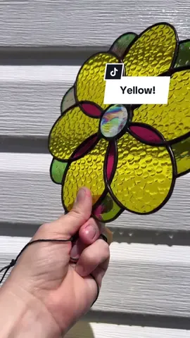 Foiling these gems is exactly like foiling any other bit of glass, they can just sometimes run a little thicker so you might need different foil. #stainedglass #glassart #floralart #glassgems 