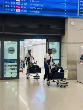 Welcome to south korea මාහ් 🫂🇰🇷♥️@madushika #fypシ゚viral🖤tiktok☆♡🦋myvideo #කොරියන්_life❤️ #trendingvideo #Everything😞❤️‍ #fypシ゚viral 