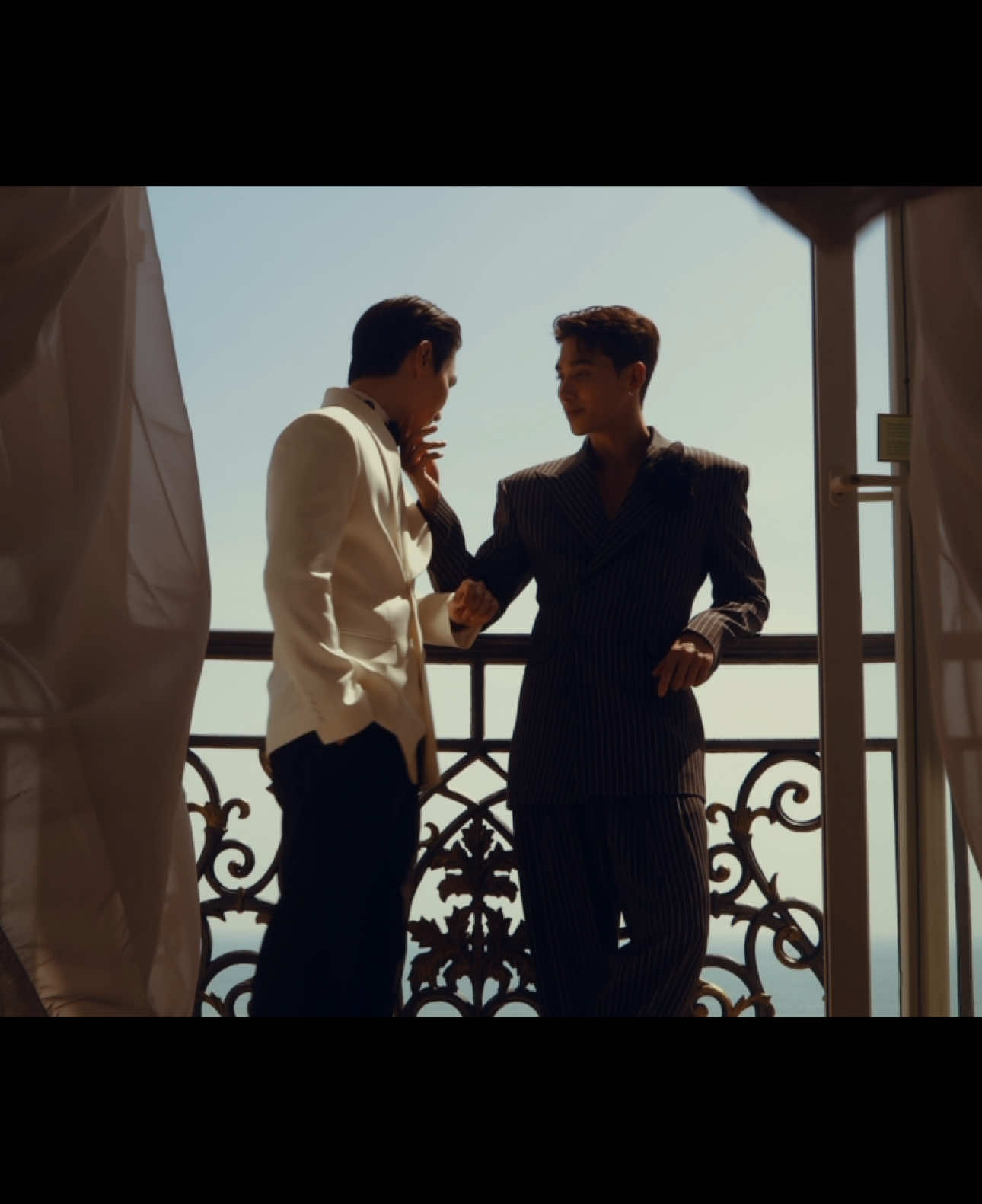 Again & again 🤍♾️