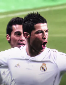 ronaldo with gloves #ronaldo #trendiing #edit #aftereffect #futbol⚽️ #footballtiktok #footballedit