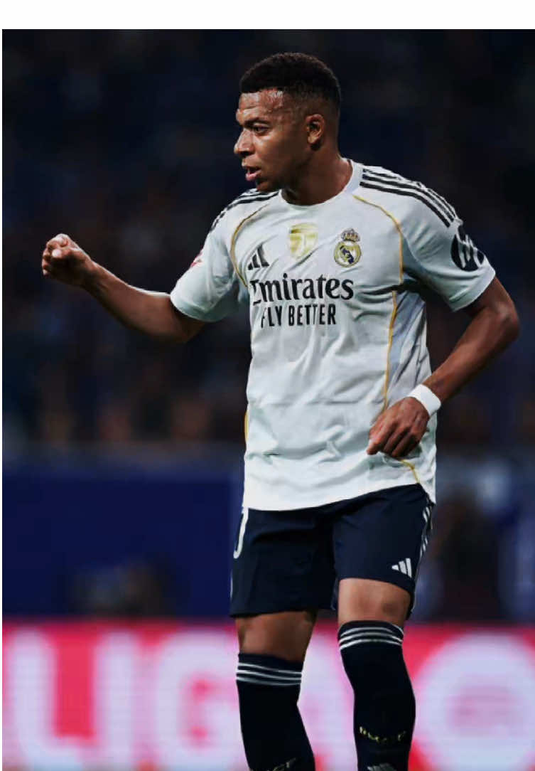 #capcut #mbappé #madrid #wallpaper #4klivewallpaper 