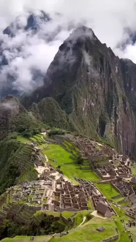 Perú se quiere comparar con México 😳 Noticieros chilenos le dicen la verdad a los peruanos.