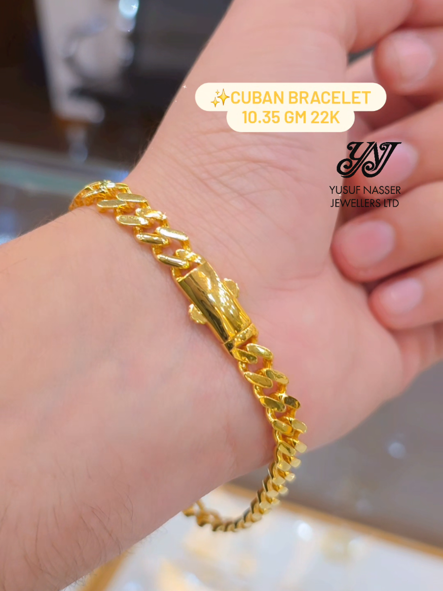 ✨️Semi halo cuban bracelet crafted in 22karatgold . Details; 10.35 grams/22karatgold  Priced @ 3,415,000 tsh + Tax . (Note; price is not fixed, will change as prices go higher or lower) . (Gold prices change every minute, we can't mention fix prices ,you can dm us or whatsapp our sales team us so we can give you the live prices of products you select) Contact info;👇🏻 . We accept trade/exchange from old gold jewelry to new gold jewelry at reasonable rates/offers. . Attentive 🛵 Delivery available all over Tanzania 🇹🇿 . Contact our sales team through Whatsapp 📞 ✨️Gold jewellery department; +255 686 300 800 +255 684 274 082 . 💎Gemstone jewellery department; +255 778 796 616 .  📍𝕍𝕚𝕤𝕚𝕥 𝕠𝕦𝕣 𝕤𝕙𝕠𝕡 𝕥𝕠 𝕧𝕚𝕖𝕨 𝕞𝕠𝕣𝕖 𝕔𝕠𝕝𝕝𝕖𝕔𝕥𝕚𝕠𝕟 𝕠𝕗 𝕘𝕠𝕝𝕕 22𝕜𝕒𝕣𝕒𝕥 𝕒𝕟𝕕 21𝕜𝕒𝕣𝕒𝕥 𝕘𝕠𝕝𝕕 𝕛𝕖𝕨𝕖𝕝𝕝𝕖𝕣𝕪 𝕎𝕖 𝕒𝕣𝕖 𝕝𝕠𝕔𝕒𝕥𝕖𝕕 𝕒𝕥 𝔻𝕒𝕣-𝕖𝕤-𝕤𝕒𝕝𝕒𝕒𝕞, ℂ𝕚𝕥𝕪 𝕔𝕖𝕟𝕥𝕣𝕖, 𝕀𝕟𝕕𝕚𝕣𝕒 𝔾𝕒𝕟𝕕𝕙𝕚 𝕤𝕥𝕣𝕖𝕖𝕥  . #21karatgoldjewelry #gold #goldjewellerydesign #21kgold #since1945