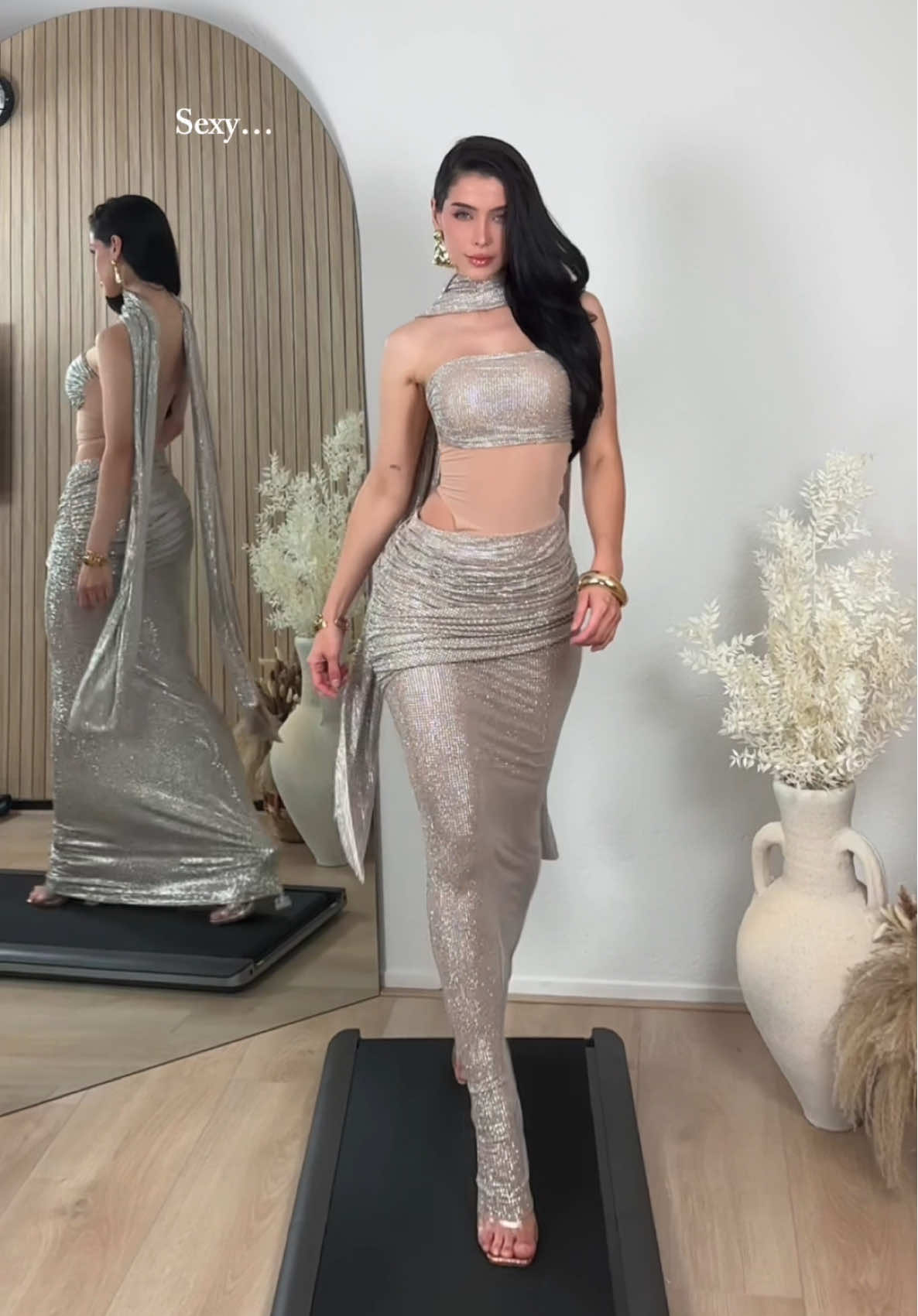 Who are you in this? 2,3 & 4: @Babyboo #maxidress #catwalk #minidress #outfitideas 