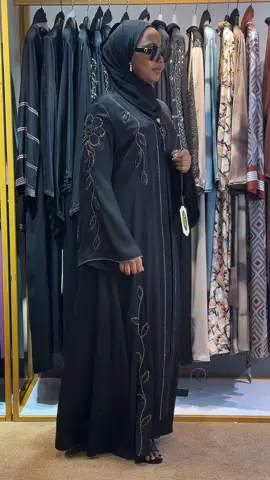 Pure amazing premium hijjab perfect fit for all occasions👌🏽😍shop the look now🛍️#viral_video #foryou #trendingvideo #fyp #hawahijjabsug 