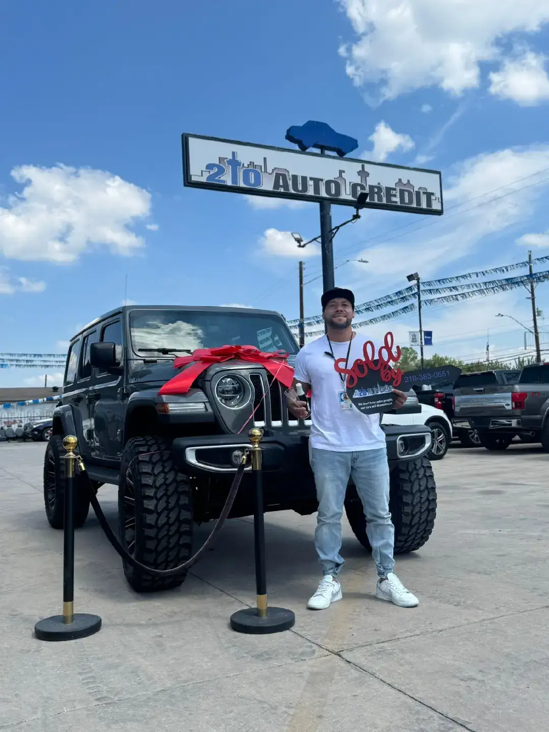 jeep WRANGLER 2019 sold 😎🥳✔️ envia texto al 210 897 5764 para una aplicación online  #ladeldealer  #paraty  #210autocredit  #sanantoniotx 