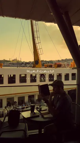 انا بحب الحياة .. 🍂🩶 . … …… ………. …………. …………….. ……………….. ………………….. …………………….. #ستوريات #صالح_حنش #حب #حزن #اكسبلورexplore 