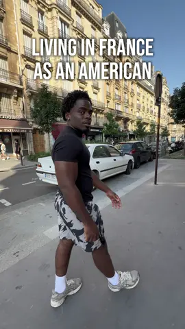 It’s pretty chill around this time #fyp #Vlog #paris #american 