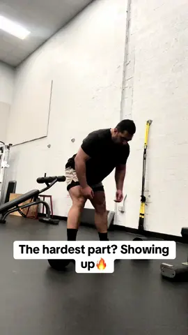 Not every day is easy… but every day is worth it. 🏋️‍♀️ #NoExcuses #FitnessGrind #DailyWorkout #GymVibes #StayConsistent