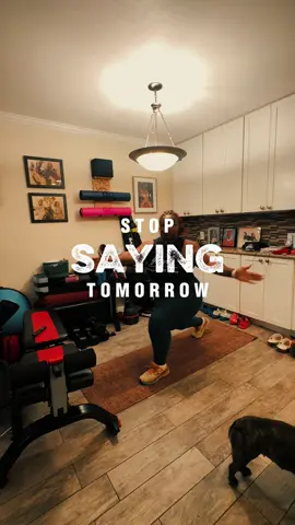 #transparentthursday  I pride myself on being honest and authentic, not only on social media but in real life as well. The past few months I just haven’t been able to commit to health and wellness the way I once did.  I was constantly overstimulated, always taking care of something or someone else, and I lost sight of taking care of myself and doing the things I love.  Recently I promised myself that I’d start taking time for me again, and I didn’t wait for a new week to start or a new month to get back in the swing of things…I just started.  I share this because it’s never a bad time to restart the things you love and it’s always the right move to put yourself first and take care of you.  #workout #homeworkout #starttoday #growthoverperfection 