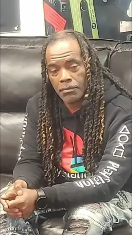 Rocky Maverick hits T-Rain with a very realistic scenario as an #artist who doesn't register their #music on the Ur Dif'rence is Dope #Podcast #BMI #royalties #musicbusiness #songwriting #viralmusic #fyp #tbt