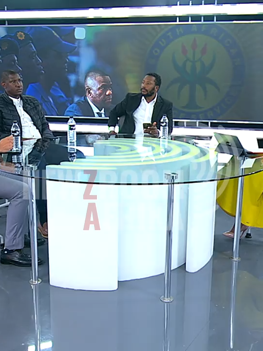 [WATCH] Legal analyst Kevin Smith says it's important to look at the chain of evidence when it comes to MPs being in possession of classified information. #Newzroom405