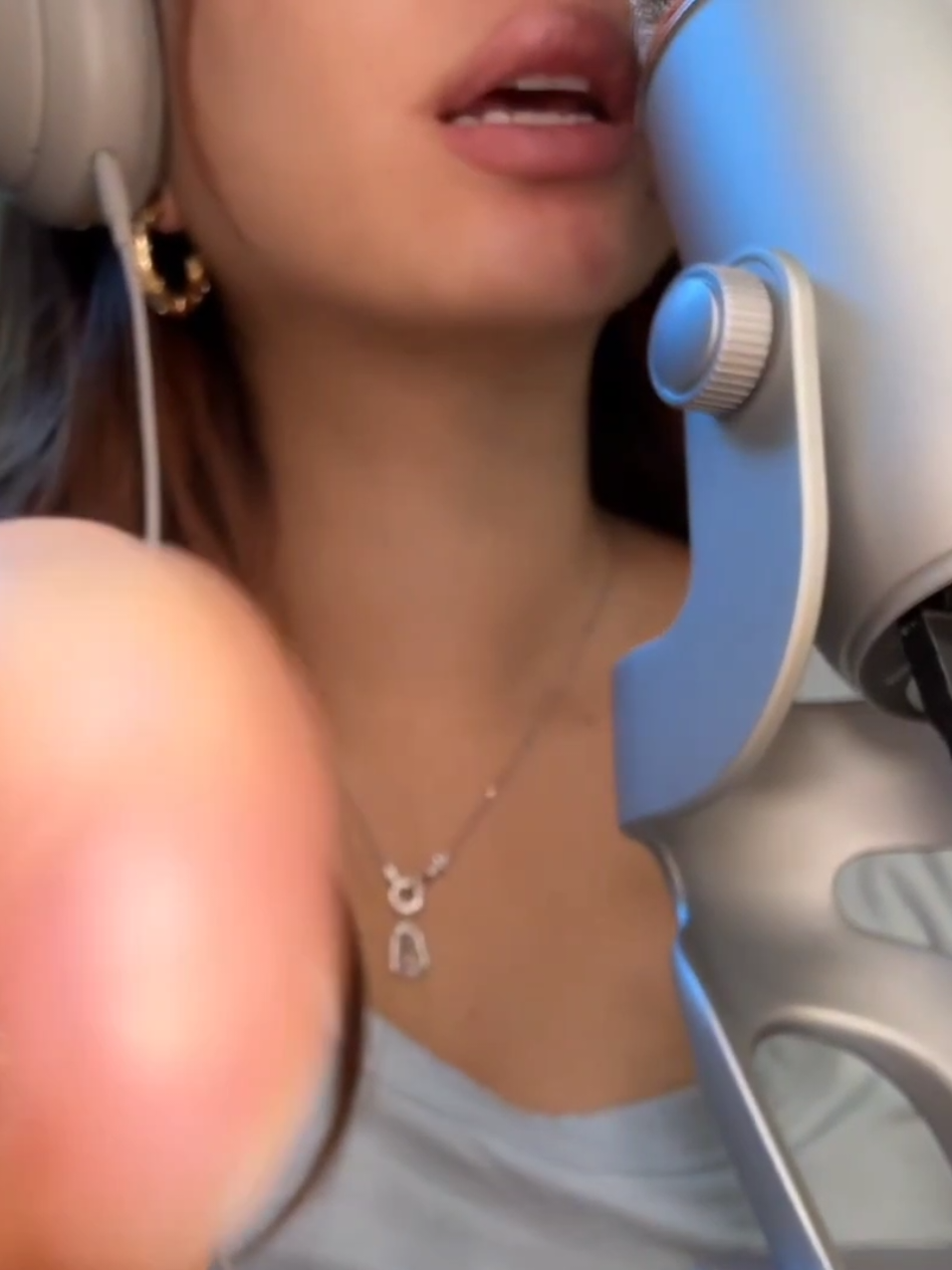 ASMR MOUTH SOUNDS 👅  #asmr #asmrmouthsounds 