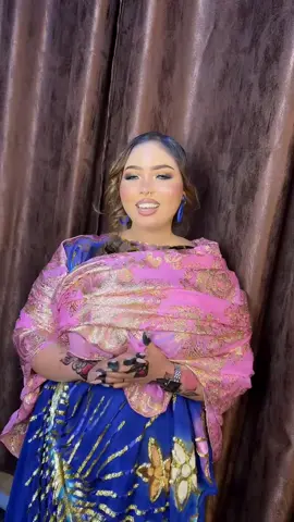 Makeup by @FARAH ARTS シ 💜 gacan dahabteydii❤️@Sihaam Tahlil @Dayax Dalnuurshe @Sacdia galmudug 👑 