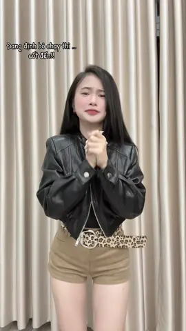 Trách aii bây giờ!!! #xuhuong  Ơ nhưng quần da mới về đẹp quá 🤣 