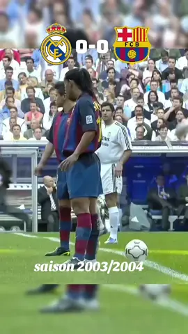 Réal Madrid vs fcbarcelone saison 2003/2004 #realmadridfc #fcbarcelona #football #footballmoments #viral 
