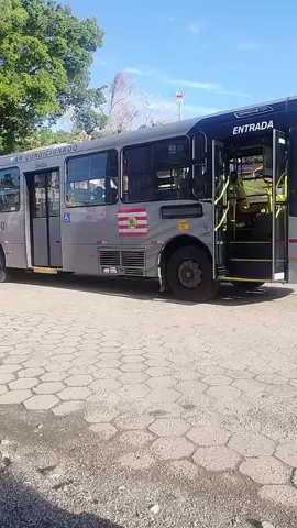 ce tá doida moça 🚍🩵