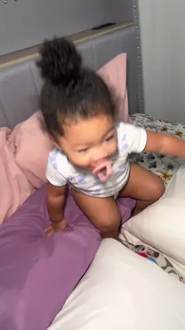 Get ready with my one year old daughter Myla 🎀