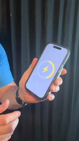 Magnetic Phone Charger. #iphone17 #phonecharger 