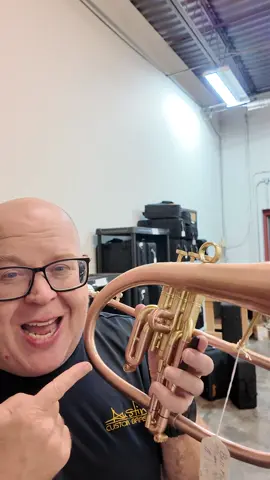 First notes on a Bell Copper Flugelhorn This horn is so sweet!   ACB  mini Show and Tell With Trent https://www.austincustombrass.biz/all-new-bell-flugelhorn-in-satin-lacquer-with-copper-bell/ #acb #trumpet #showandtell #austincustombrass #belltrumpets