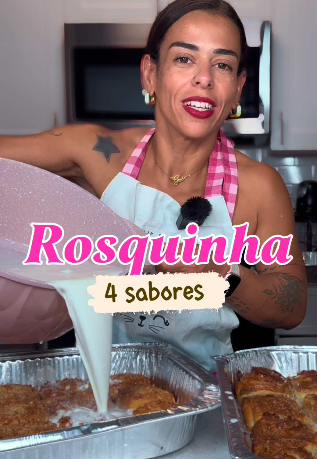 Pra mim essa é a receita que mais me leva de volta da minha infância ❤️ e a sua? Qual é?  Ingredientes  2 xícaras de leite  2 sachês de fermento biológico seco 6 colheres de açúcar  3 ovos  1 colher de manteiga  2 dedos de xícara (kkkkkk) de óleo  Farinha até dar ponto (usei 7 xícaras)  Isso é taooooooo gostoso 😍 #fy #receita #cozinhando #fatiahungara #vaiprofycaramba 