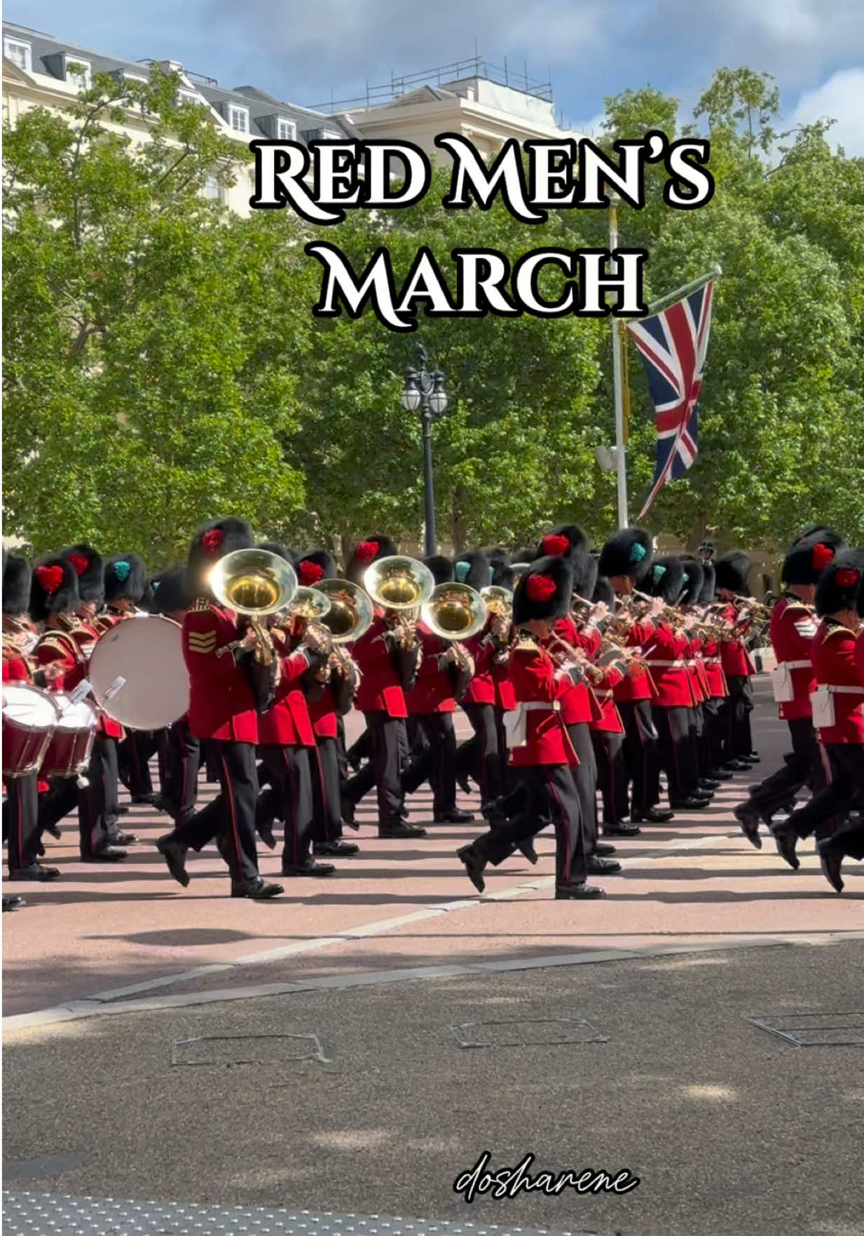 Red Men’s March #MassedBands #london #militaryband #bandofthecoldstreamguards #bandoftheirishguards 
