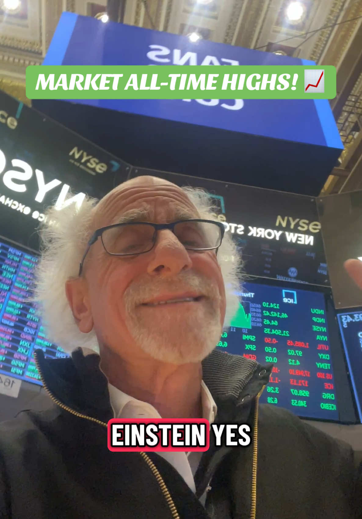 MARKET RECAP 📈 Following the Fed rate cut yesterday, the S&P 500, Nasdaq, and Dow Jones all reached all-time highs, BOOYAH!! 🎉 So what the heck is going on?! Let’s talk about it 🗣️