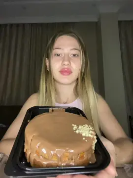 Yorumlara bakarak sipariş ettim gerçekten çok güzeldi #tatlı #asmr #keşfet #yemekvideoları #mukbang 