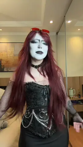 Sei lá, é a vibe #tradgoth #goth #altgirl 