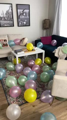 A quick Wednesday #ditl 🥂🧁🥳 celebrating Hannah’s bday!!! #Lifestyle #collegelife #auburn #fyp 