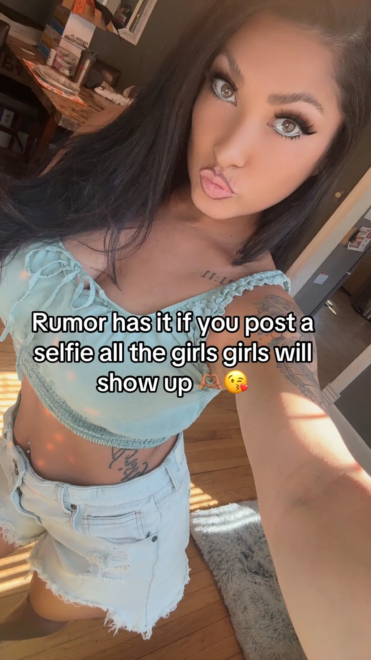 Where my girls girls at ? 🥰 #fyp #selfie #girlsgirl