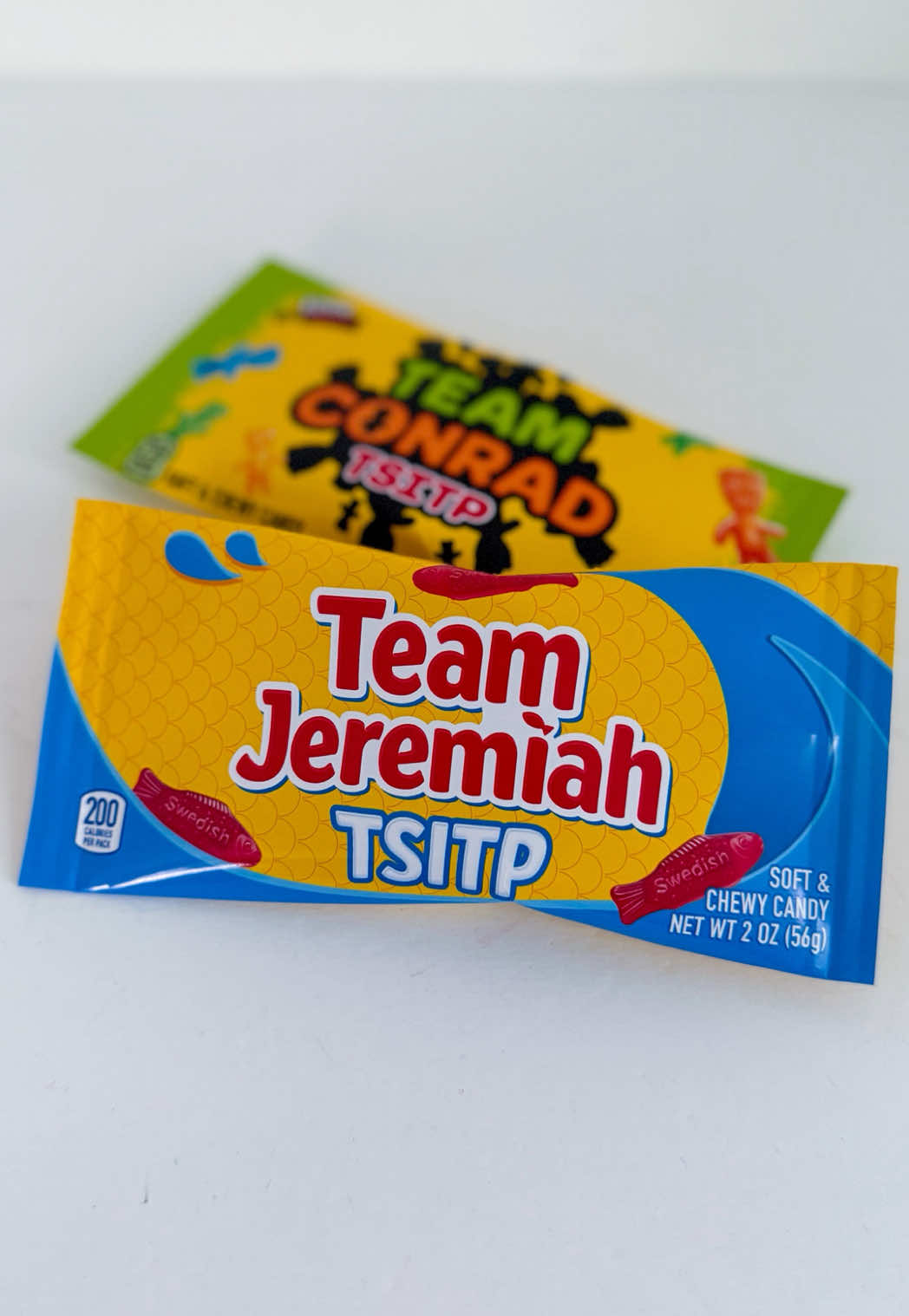 Are you #teamjeremiah or #teamconrad in #thesummeriturnedpretty ? #papeleria #papeleriabonita #papeleriacreativa #favorboxes #birthdaypartyideas #papercraft #lacedesignsstudio #templates #weddingfavors #weddingday #weddinginspiration #wedding #customsoda #weddinglabels #soda #cricutprojects #cricutmade #cricut #papercraft #DIY #partyfavors #giftbox #weddingfavors #SmallBusiness #smallbusinessowner #handmade #weddingswag #kidsparty #kidspartyideas #weddingbag #customcandy #berry #berrysweet #strawberryshortcake #summeriturnedpretty #thesummeriturnedprettyseries #thesummeriturnedprettyedit 