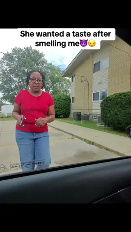 She was so shocked it smelled so good😏🤩 #cologne #colognetiktok #perfume #perfumetiktok  #yczcologne 