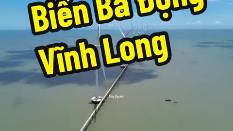 ✨Điện gió Ba Động - Trà Vinh cũ nay đã là Vĩnh Long🌊🌴 🪭Những cánh quạt gió khổng lồ giữa biển là nguồn năng lượng gió vô tận và xanh mát☀️ 📸 Dạo ven bờ biển cho ta cảm giác thư thái, thoải mái🥰. Một điểm du lịch rất đáng để được trải nghiệm ạ❤️ #bienbadong #travinh #vinhlong #duyflycam #xuhuong 