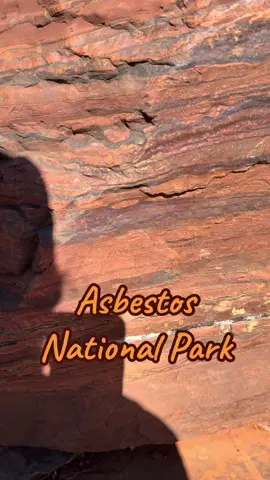 Want some Asbestos with that Hike!?!?!? #Asbestos #Toxic #Hiking #karijini #butdidyoudietho 