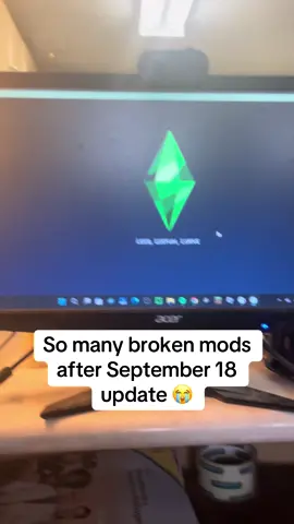 Why again I want to play my game so bad 😭 #fyp #sims4 #ea #sims4mods #sims4tok 