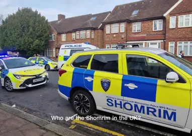 Who are the Shomrim?