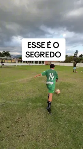Pequenos detalhes que fazem toda diferença no futebol #tiktokesportes #Soccer #futebol 