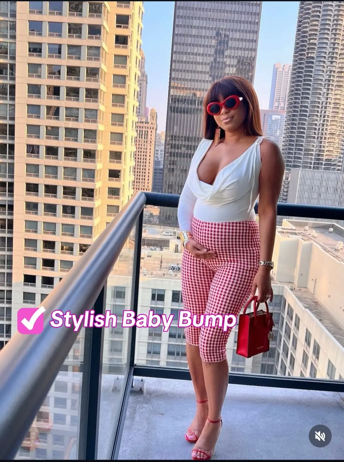 I love dressing up!! #pregnantlife #pregnancy #babybump #fashionnova #shein 